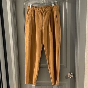Old Navy Women’s Drawstring Chinos in Camel Brown